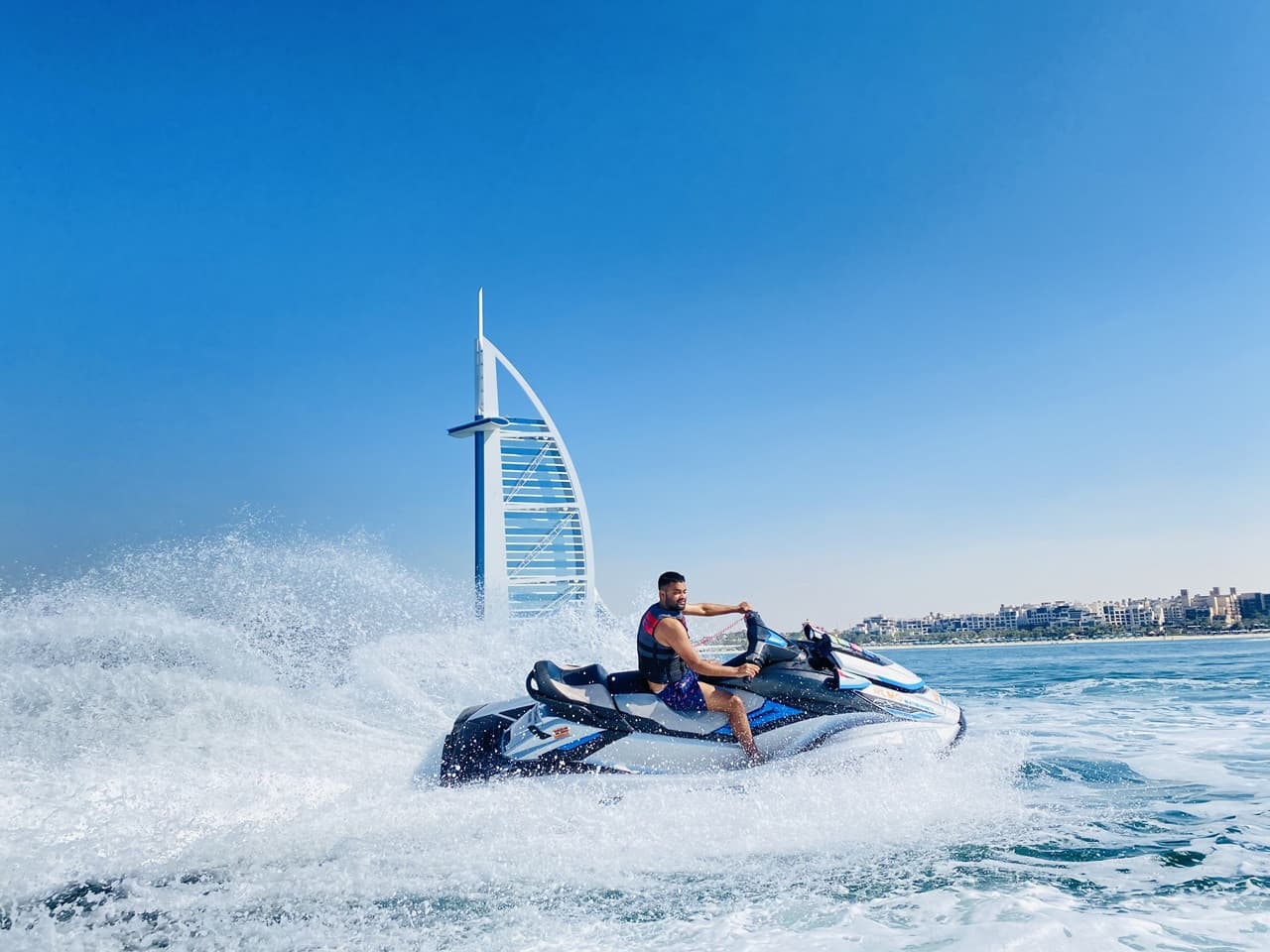 Jet Ski Tour in Dubai - მთავარი სურათი