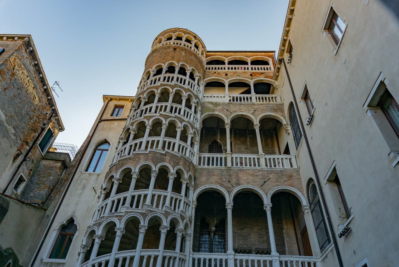 Scala Contarini del Bovolo - მთავარი სურათი