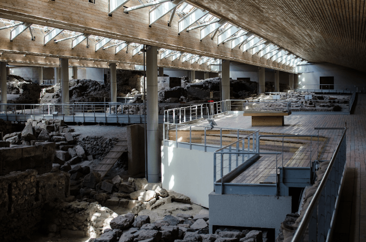 Akrotiri Archaeological Site - სურათი 2