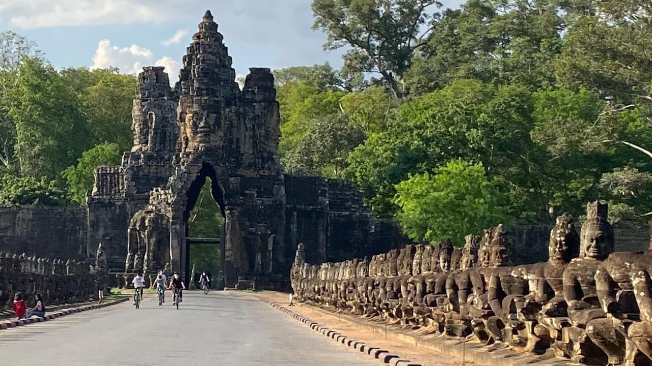 Angkor Temples Tour - სურათი 4