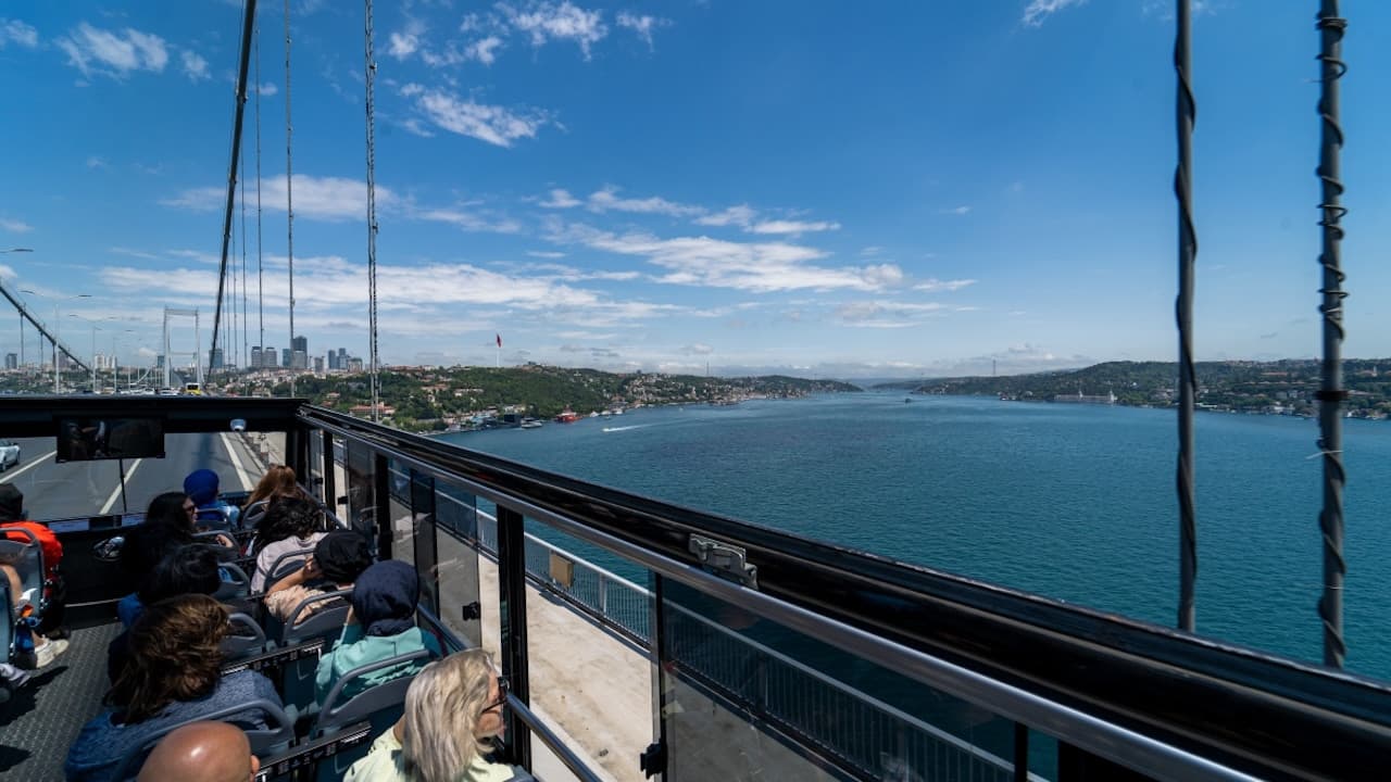Istanbul Hop-On Hop-Off Bus Tour - სურათი 11