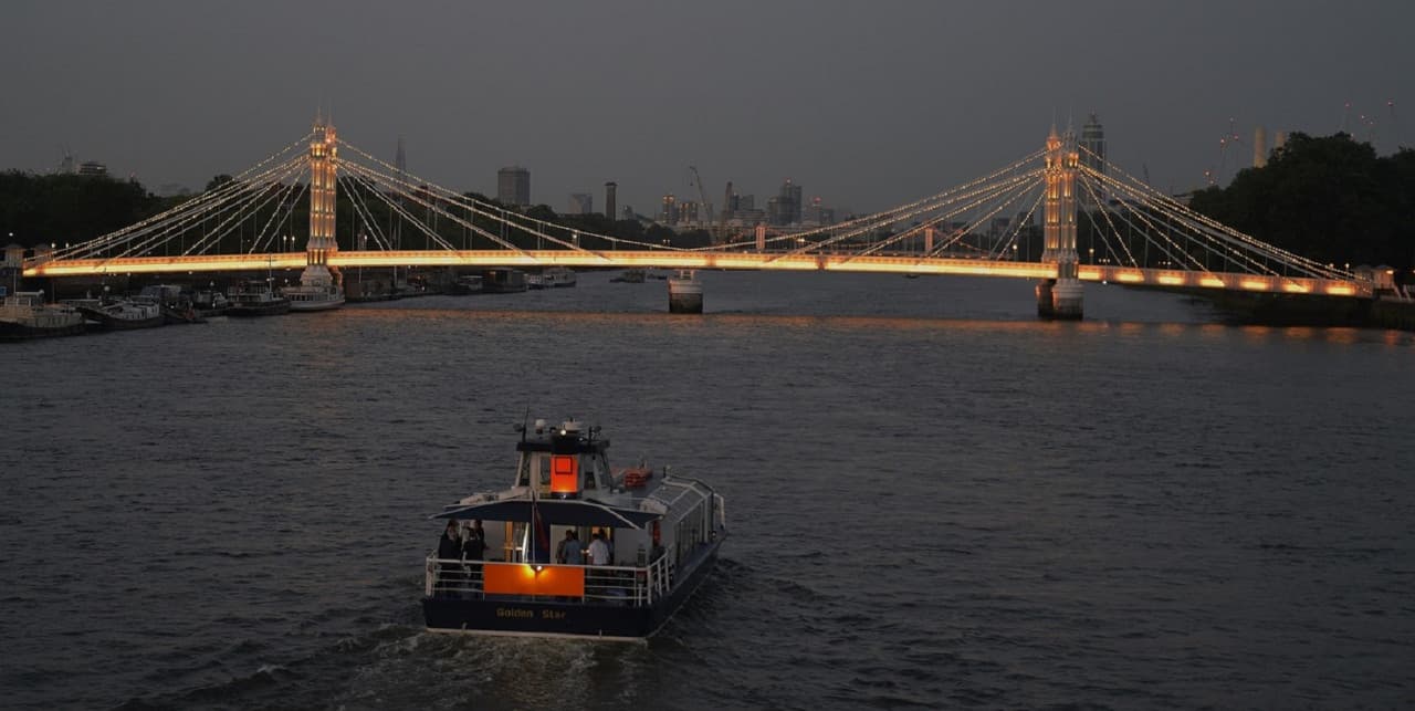 Open Top Vintage Bus Tour and River Thames Cruise - სურათი 5
