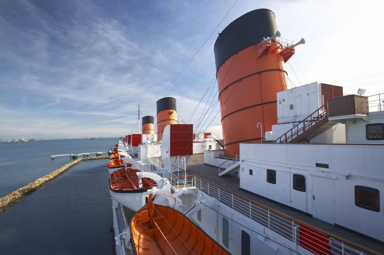 The Queen Mary Ticket - სურათი 5