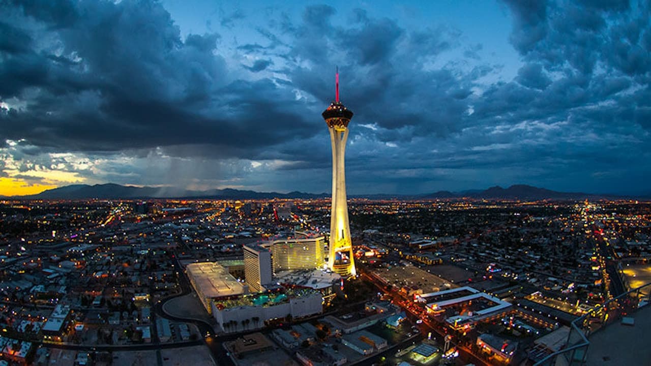 SkyPod, SkyJump, and Thrill Rides at The STRAT Tower - სურათი 9