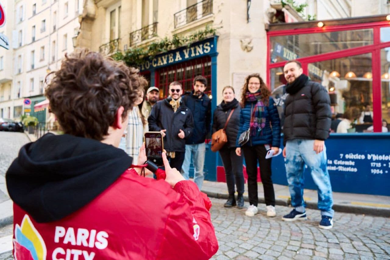 Notre Dame Cathedral Neighbourhood Guided Walking Tour - სურათი 7