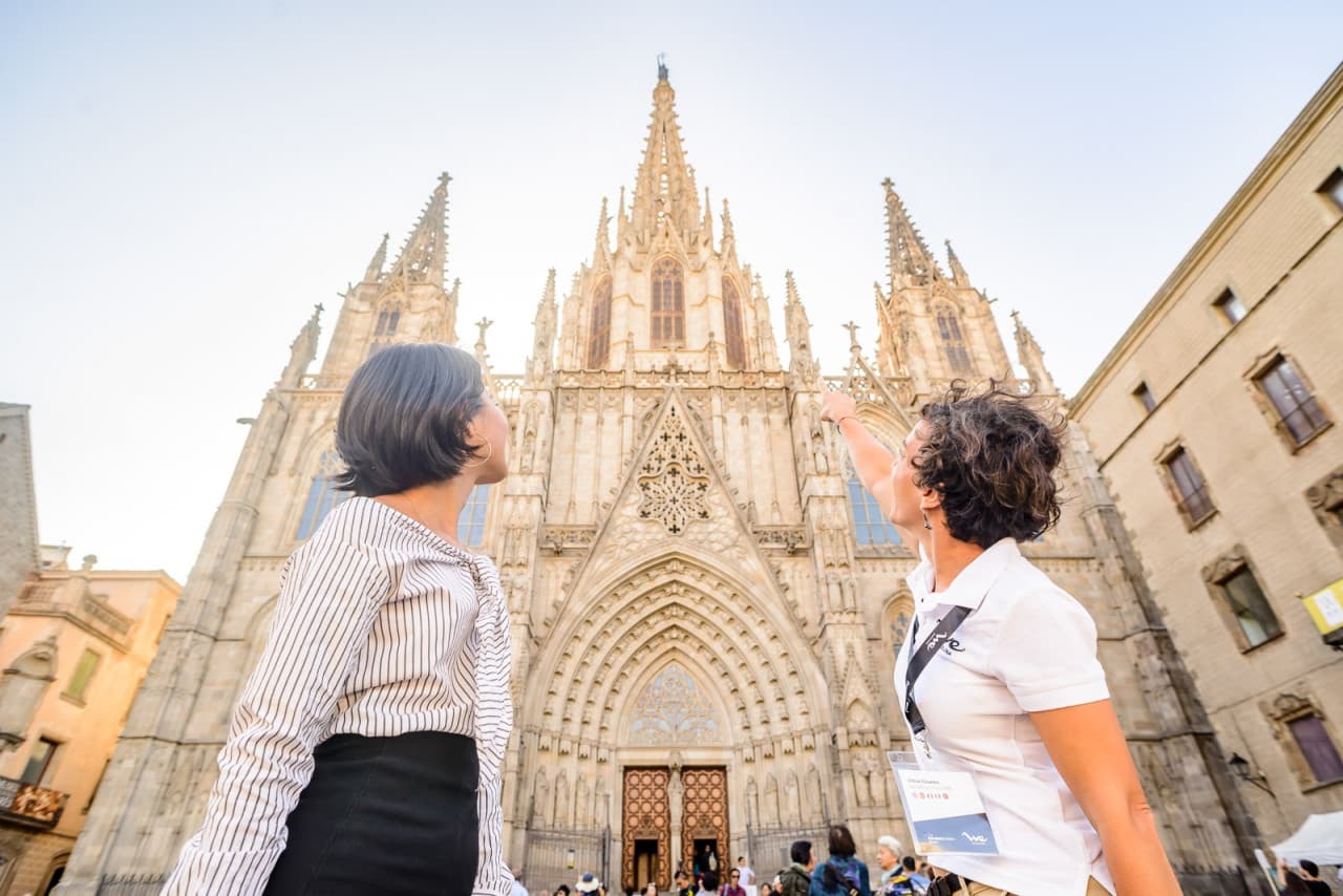 Barcelona Walking Tour with High-Speed Train Transfer from Madrid - მთავარი სურათი