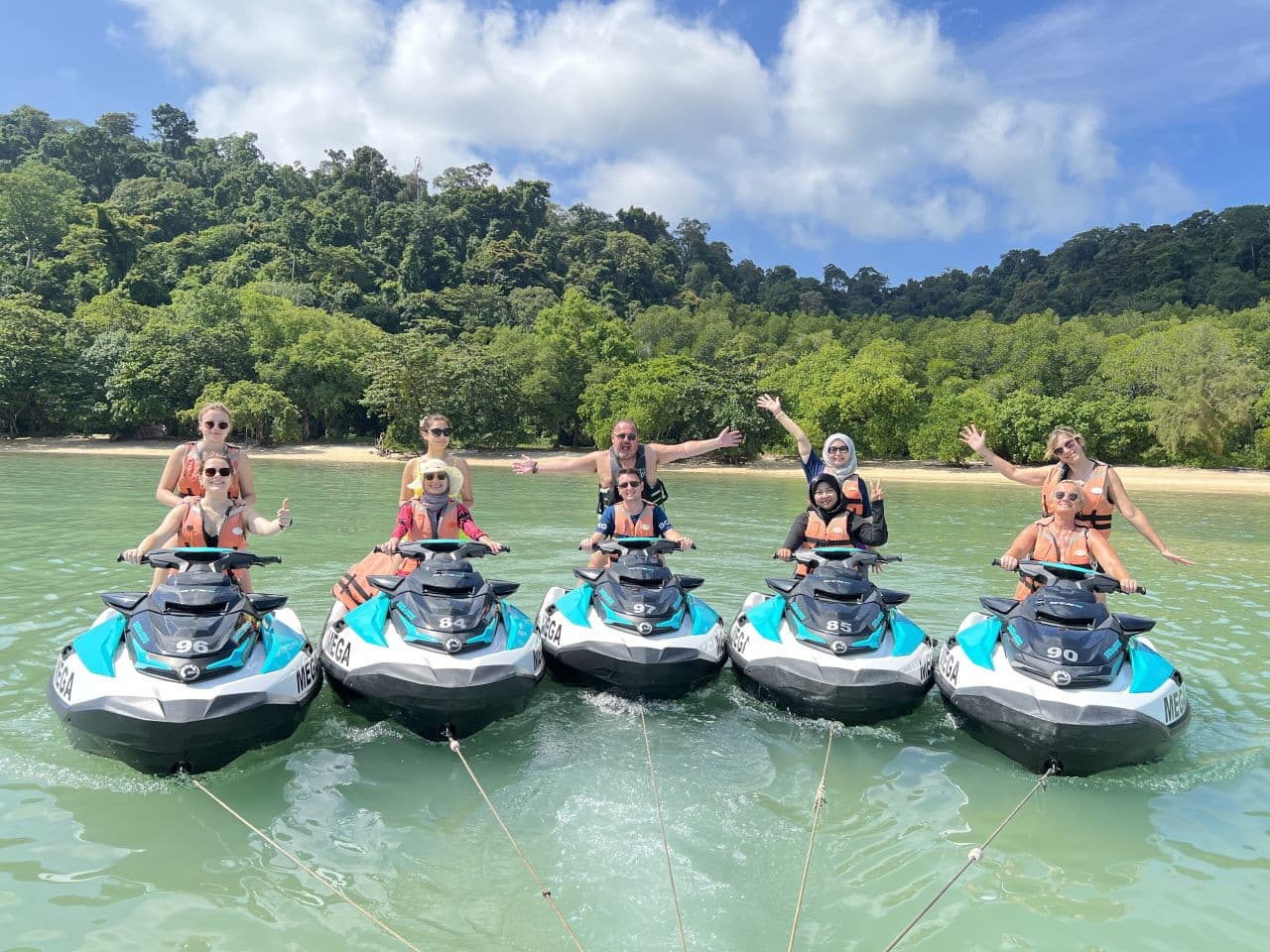 Tuba Island Discovery Tour by Jet Ski - სურათი 2