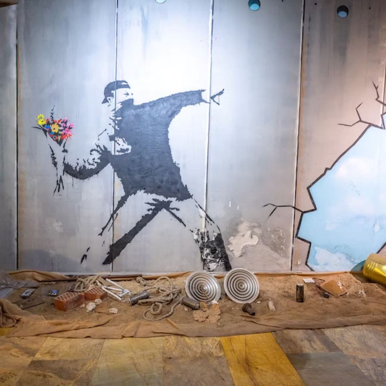 Banksy Museum Barcelona - მთავარი სურათი