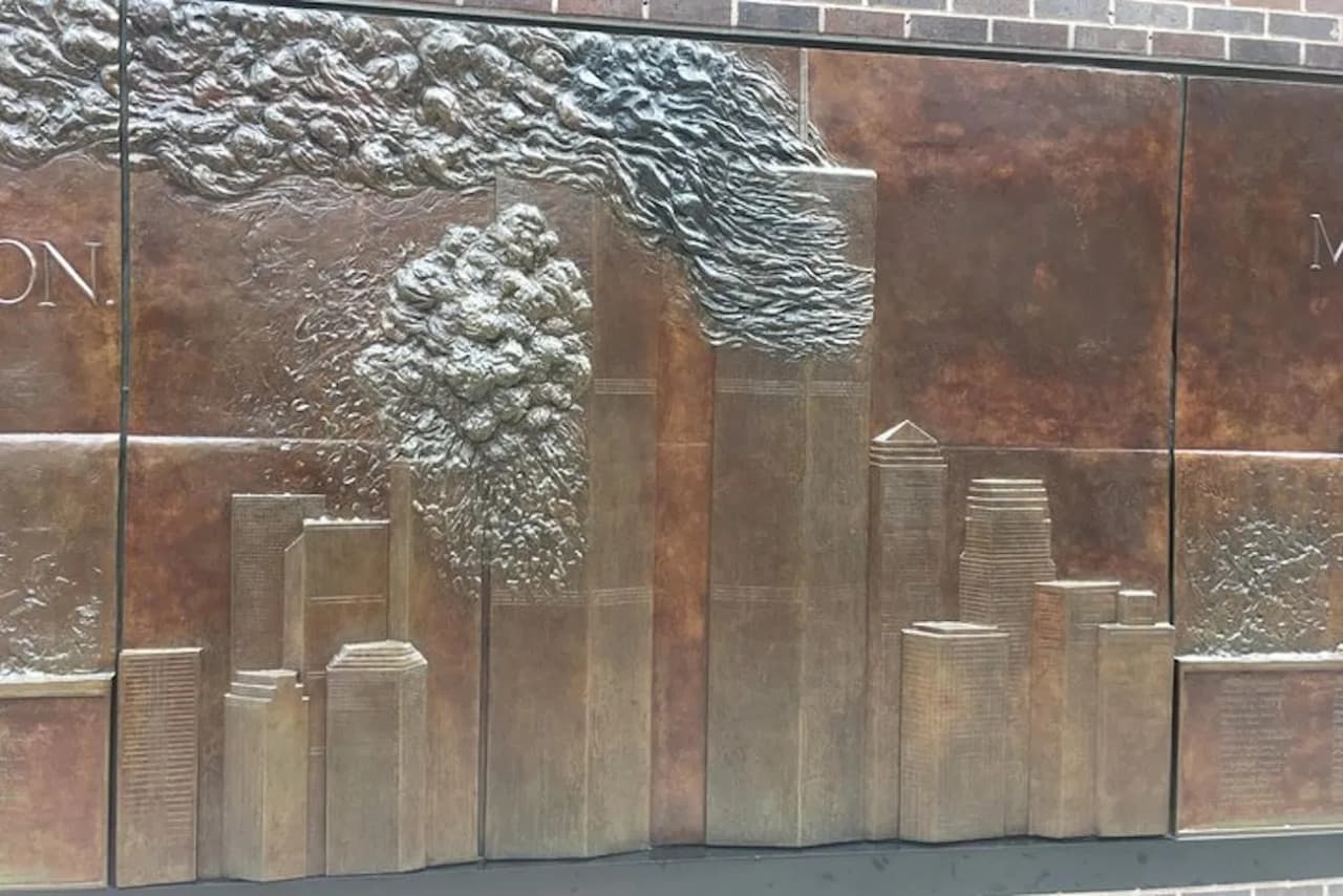 9/11 Memorial & Wall Street Walking Tour + Optional 9/11 Museum Admission - სურათი 14