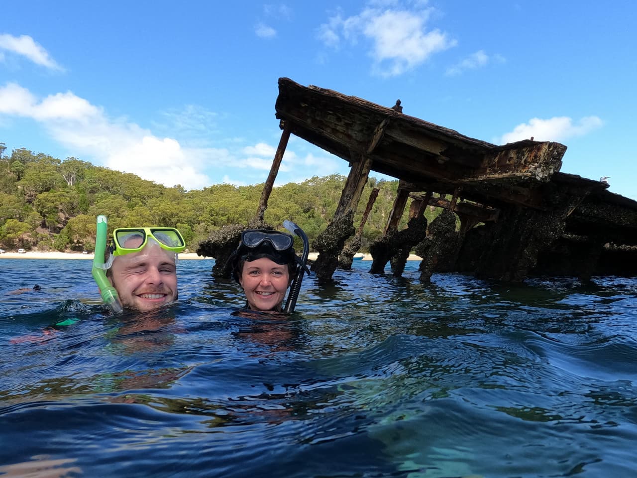 Moreton Island 1-Day Adventure Tour with Kayaking and Sandboarding - სურათი 6