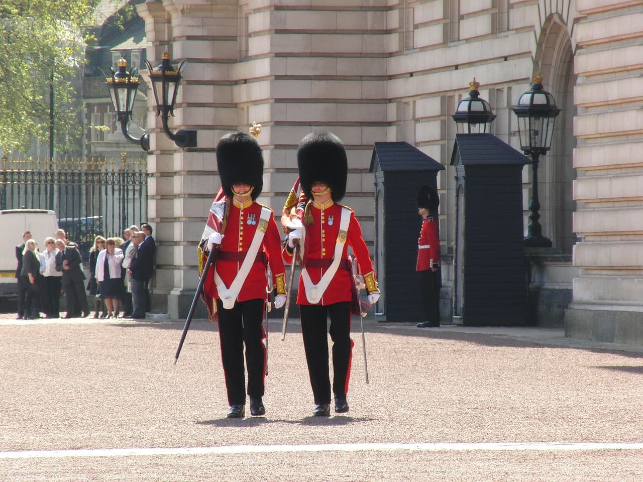 Full Day London with Changing of the Guard and Thames River Cruise - სურათი 9