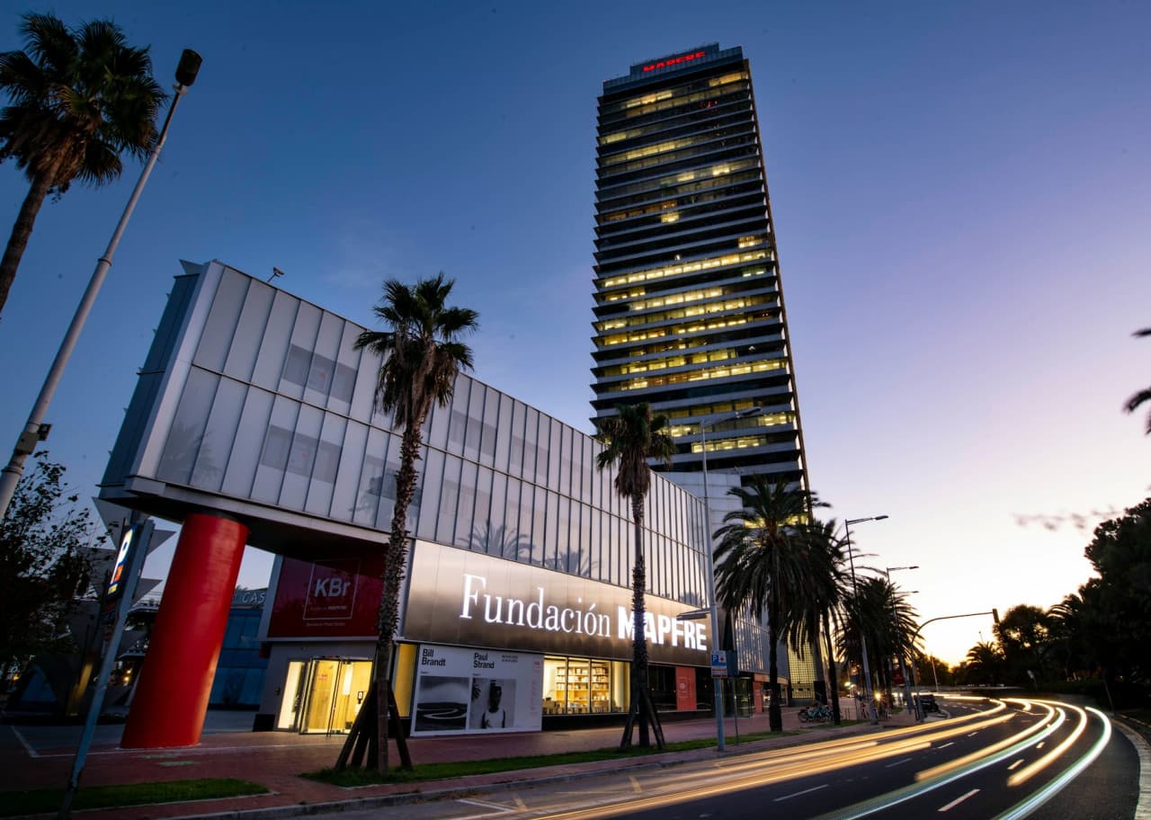 KBR Fundacion MAPFRE: Barcelona Photo Center - მთავარი სურათი