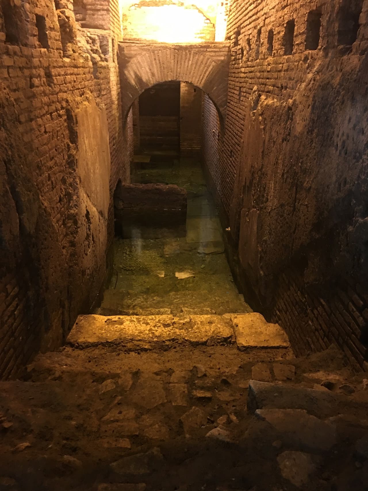 Trevi District Underground: Small Aqueduct Domus - სურათი 2