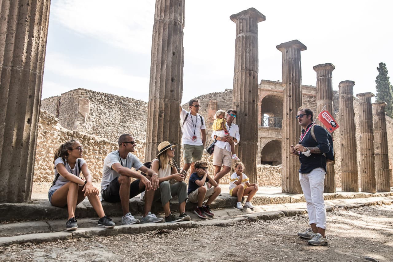 Tour of Pompeii & Mt. Vesuvius with Priority Access from Sorrento - მთავარი სურათი