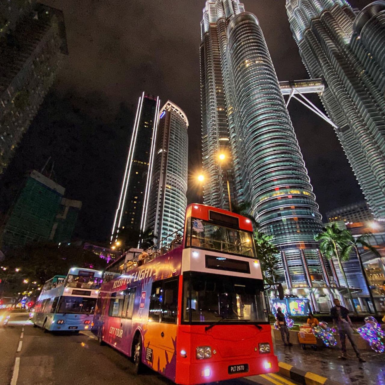 KL City of Lights Tour - სურათი 3