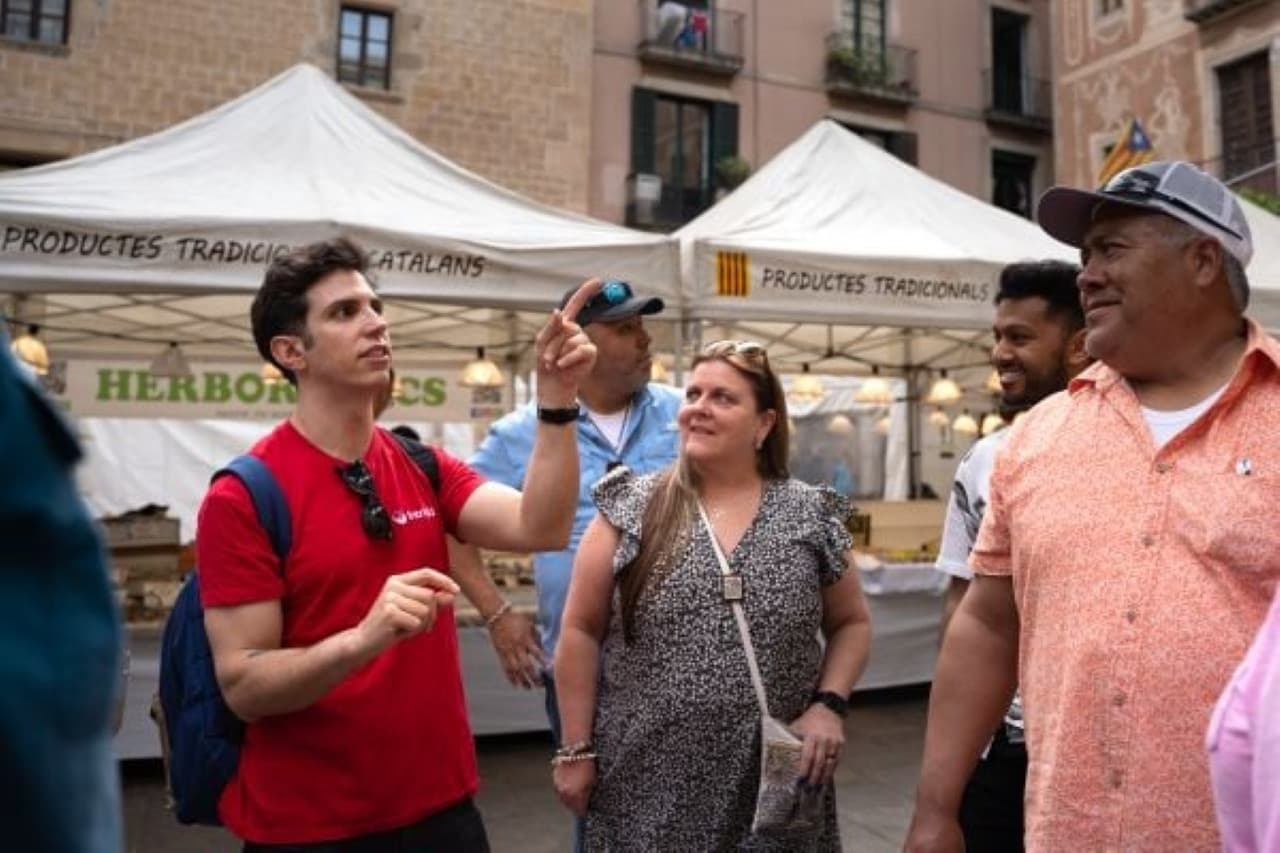 Barcelona Old Town Tapas Night Walking Tour - სურათი 6