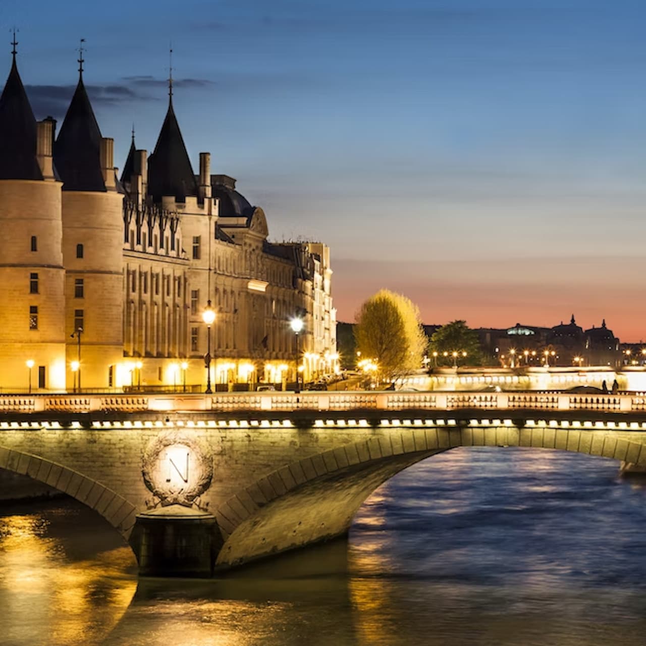 Conciergerie: Priority Entrance - სურათი 2