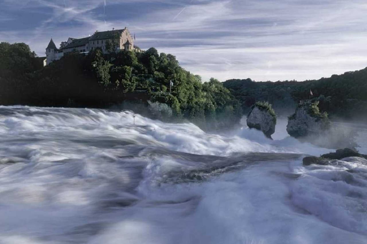 Rhine Falls Tour from Zurich - სურათი 3