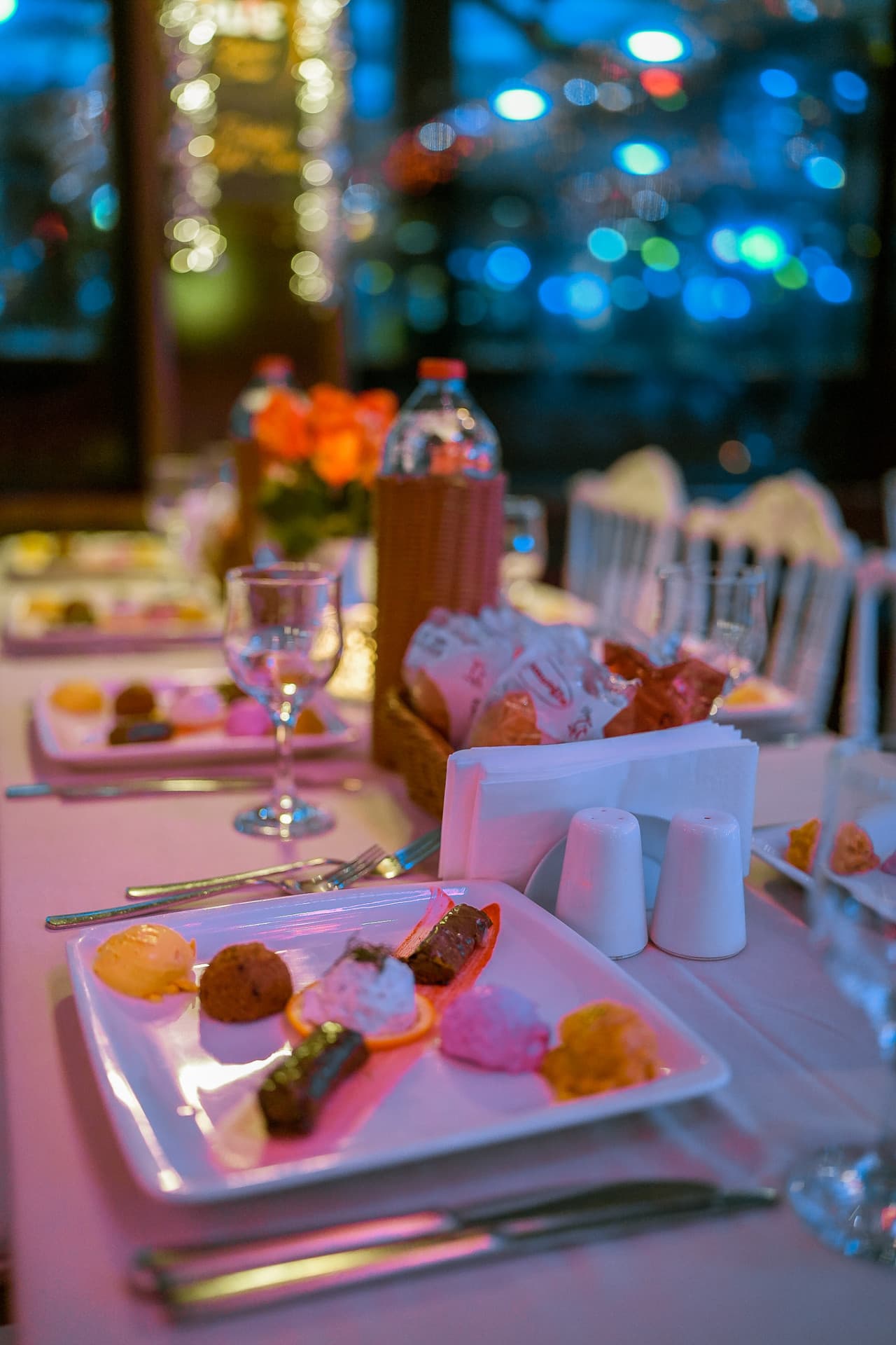 Bosphorus Dinner Cruise with Turkish Night Show - სურათი 6
