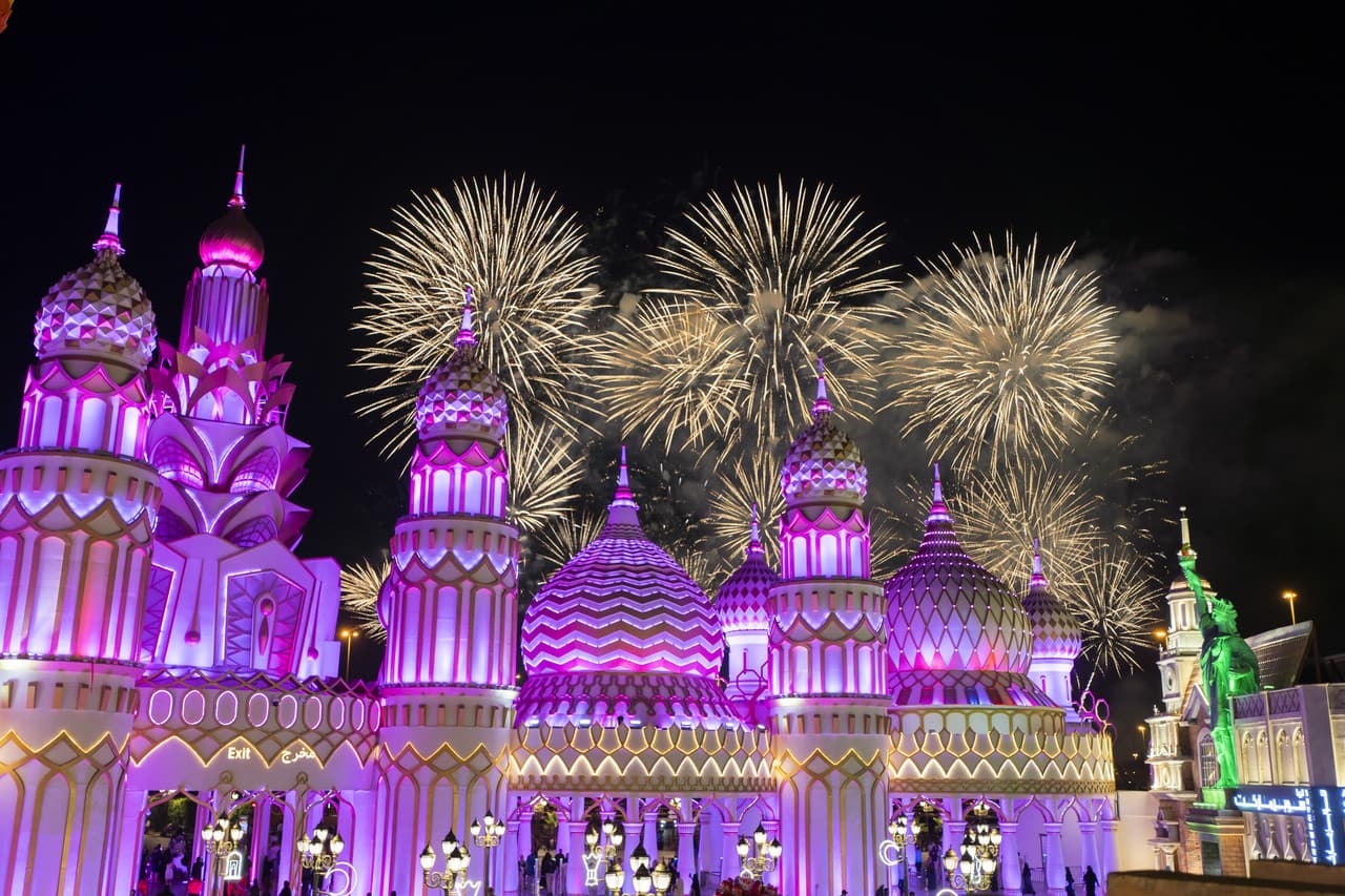 COMBO: Dubai Miracle Garden + Global Village Dubai Tickets - სურათი 7