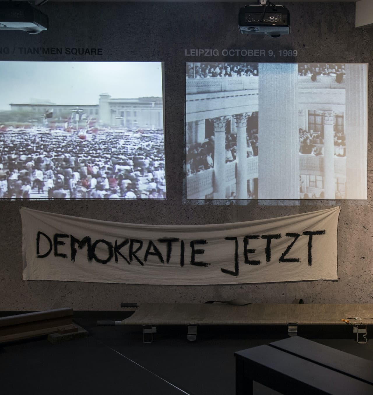 The Wall Museum Berlin at the East Side Gallery - სურათი 3