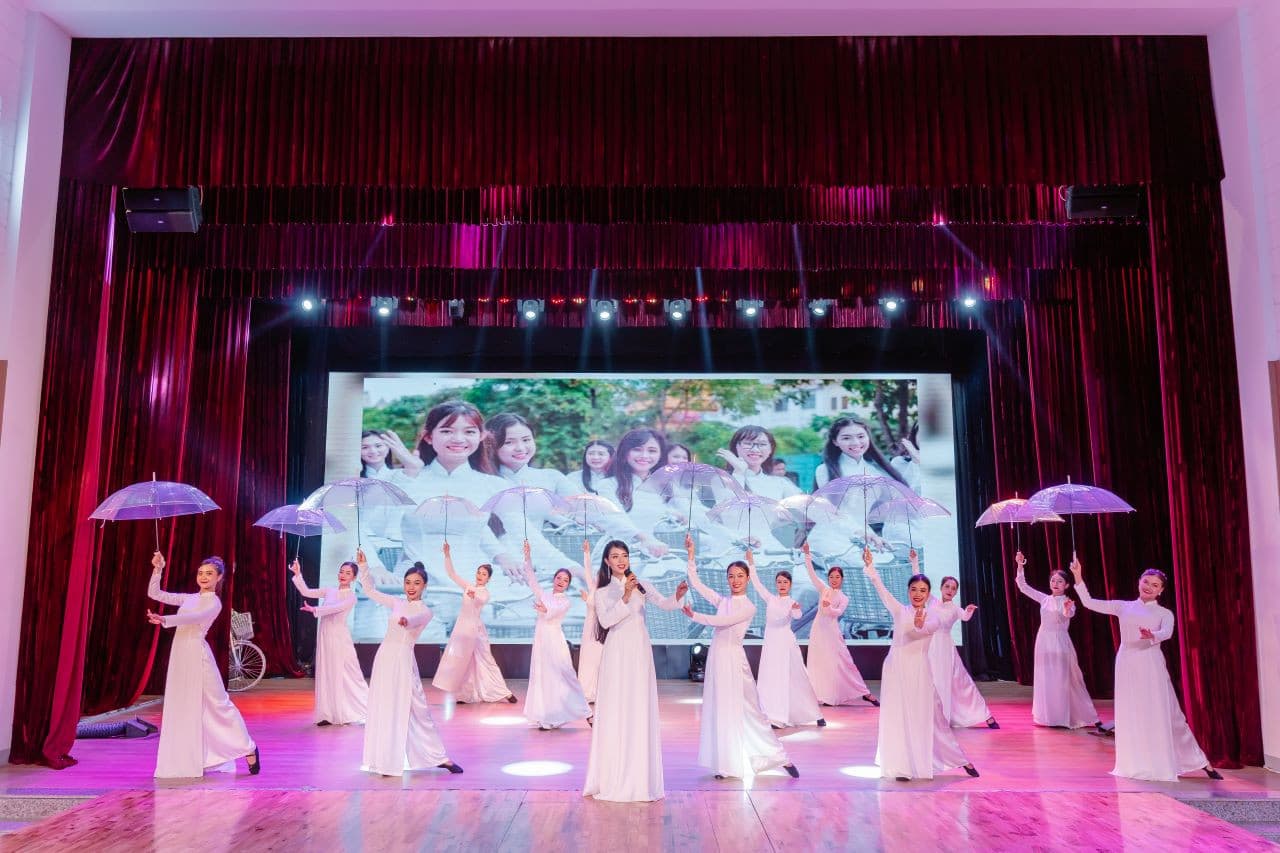 Ao Dai Show in Da Nang - სურათი 3