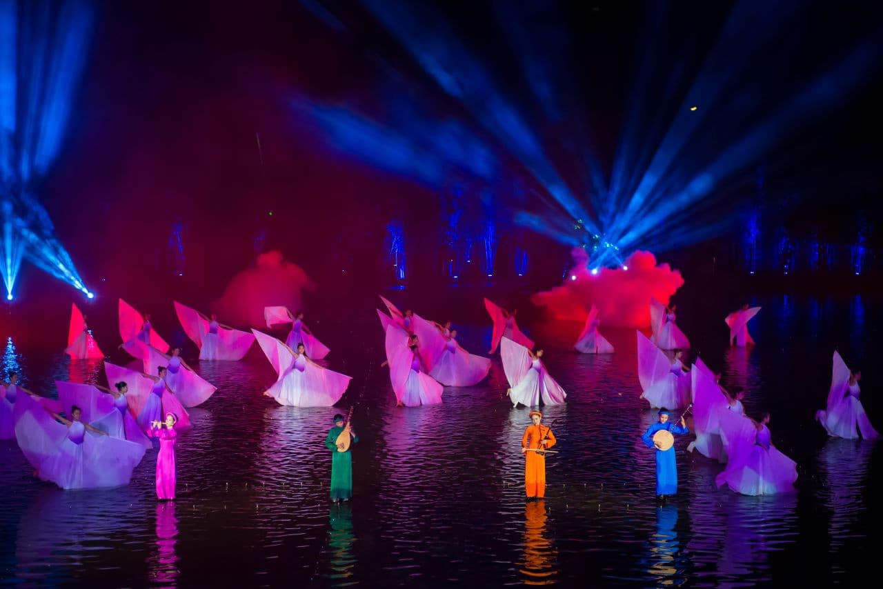 The Quintessence of Tonkin Show in Hanoi - სურათი 4