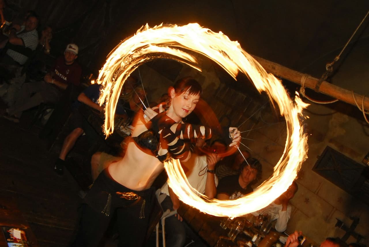 Prague: Medieval Dinner With Live Show & Unlimited Drinks - სურათი 4