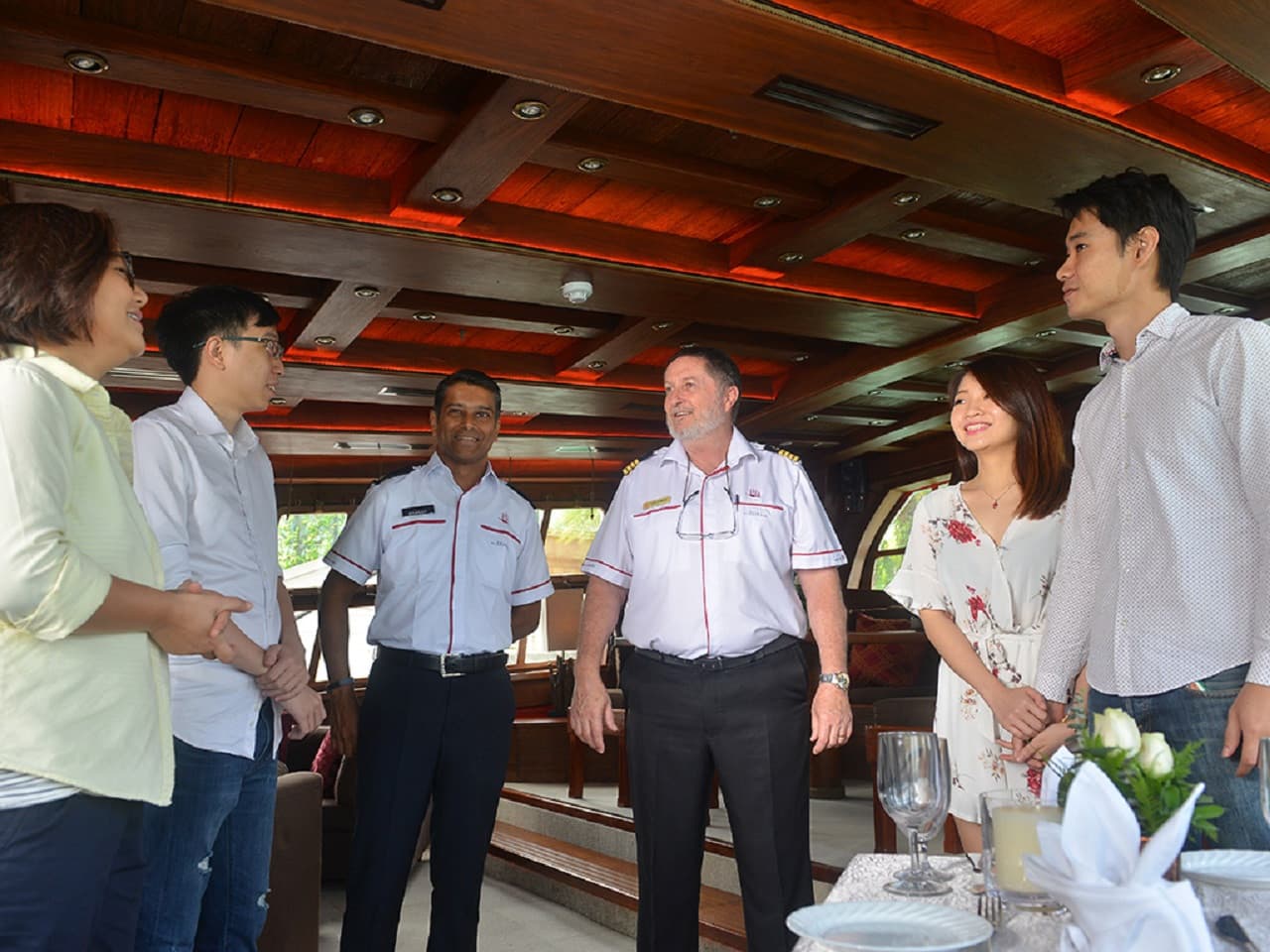 The Royal Albatross - Luxury Tall Ship Cruise Ticket - სურათი 17