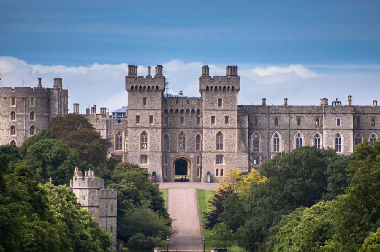 Windsor Castle Half-Day Tour from London with Audio Guide - სურათი 8