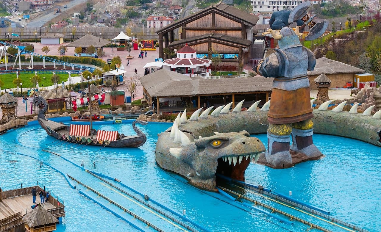 VIALAND Theme Park - სურათი 7
