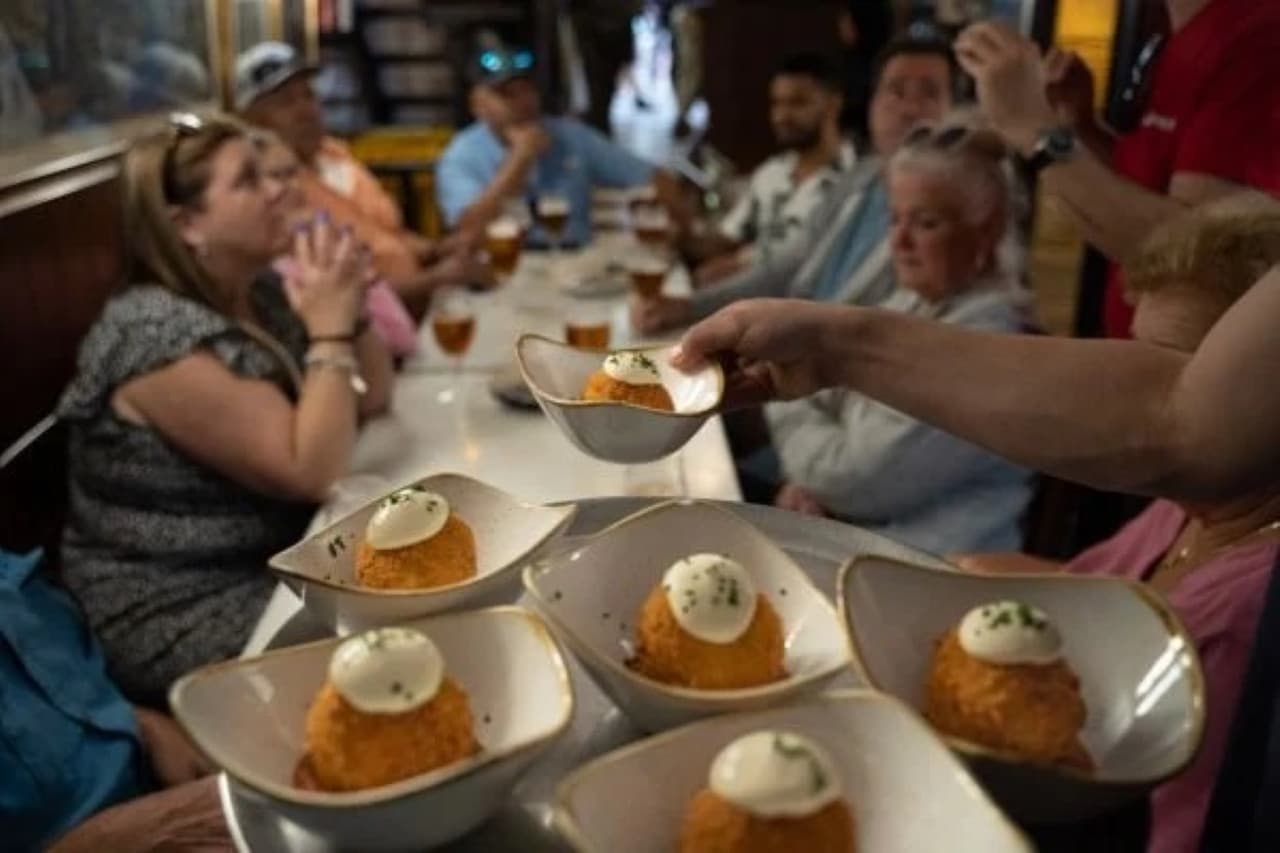 Barcelona Old Town Tapas Night Walking Tour - სურათი 7