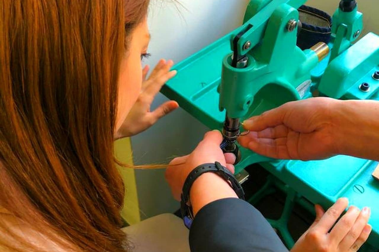 Jeans Making Experience at Betty Smith Ebisu Workshop - სურათი 8