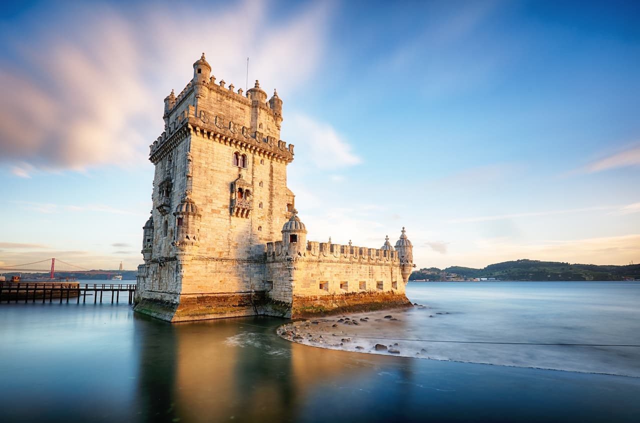 Lisbon Hop-on Hop-off Bus Tour - სურათი 9