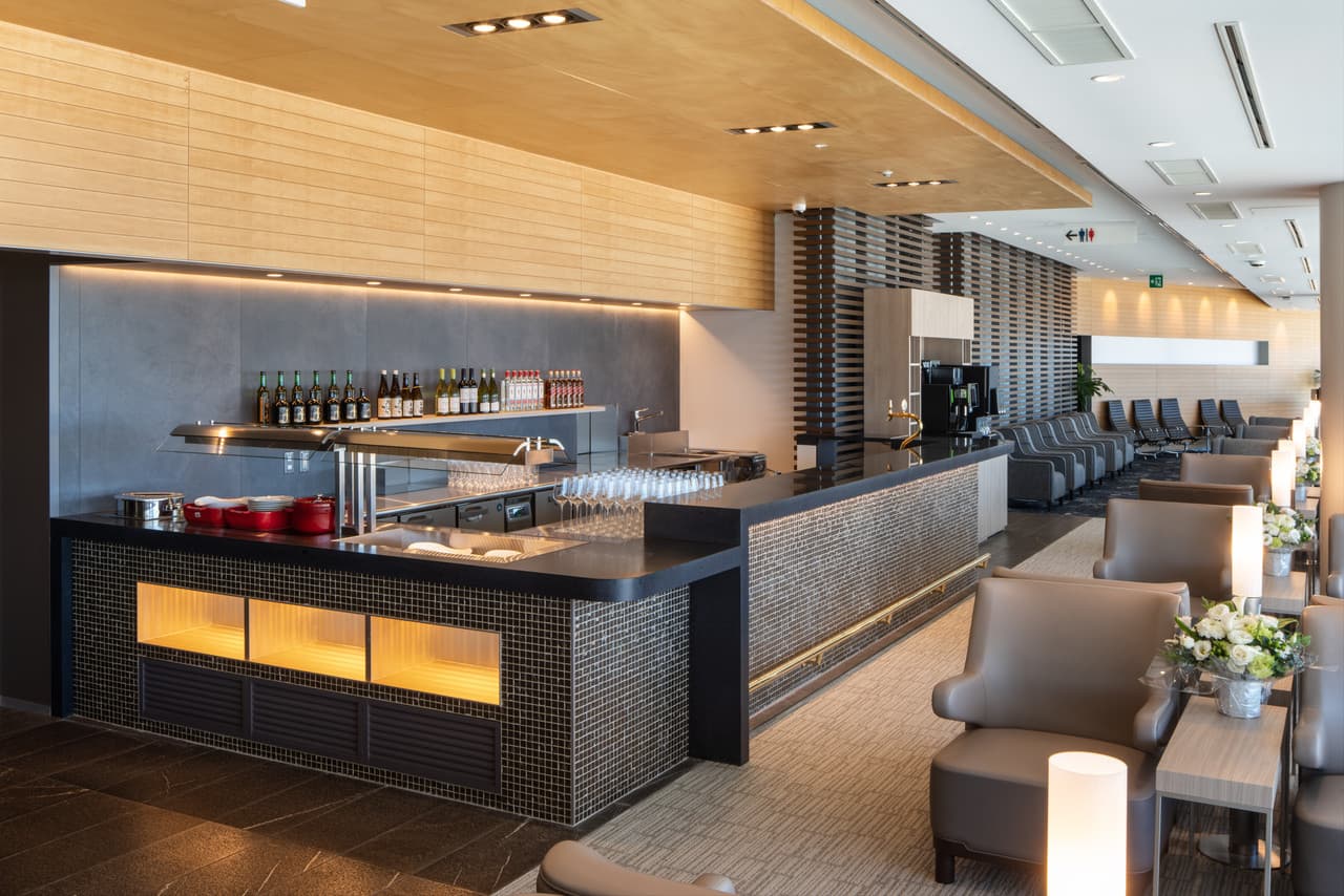 Plaza Premium Lounge - Nagoya Chubu Centrair International Airport Terminal 1 - სურათი 9