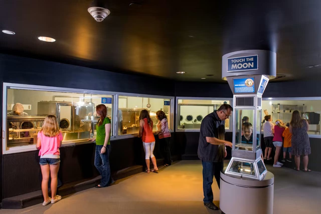 Space Center Houston Ticket - სურათი 9