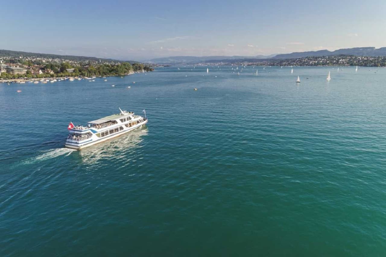 Zurich City Sightseeing Bus Tour with Lake Cruise - სურათი 5
