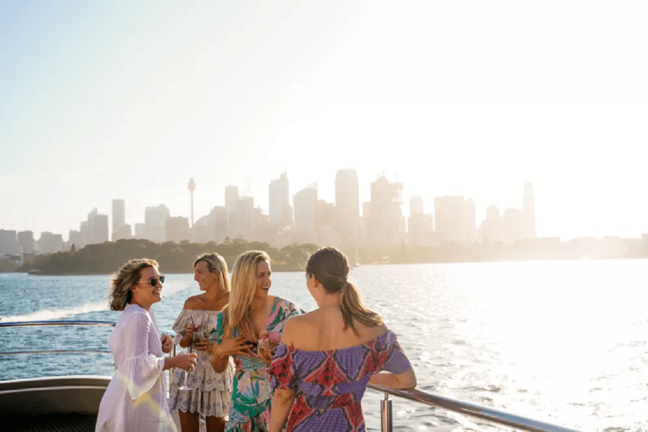 Captain Cook Cruises - Sydney Harbour Dining Experience Sightseeing Cruise - სურათი 2