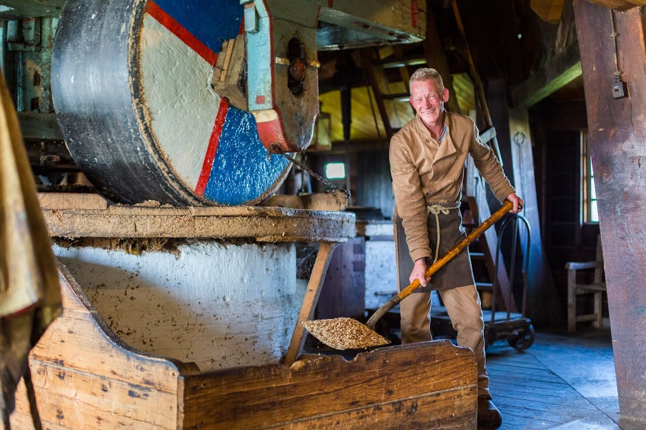 Volendam, Marken, and Windmills Half-Day Tour from Amsterdam - სურათი 5