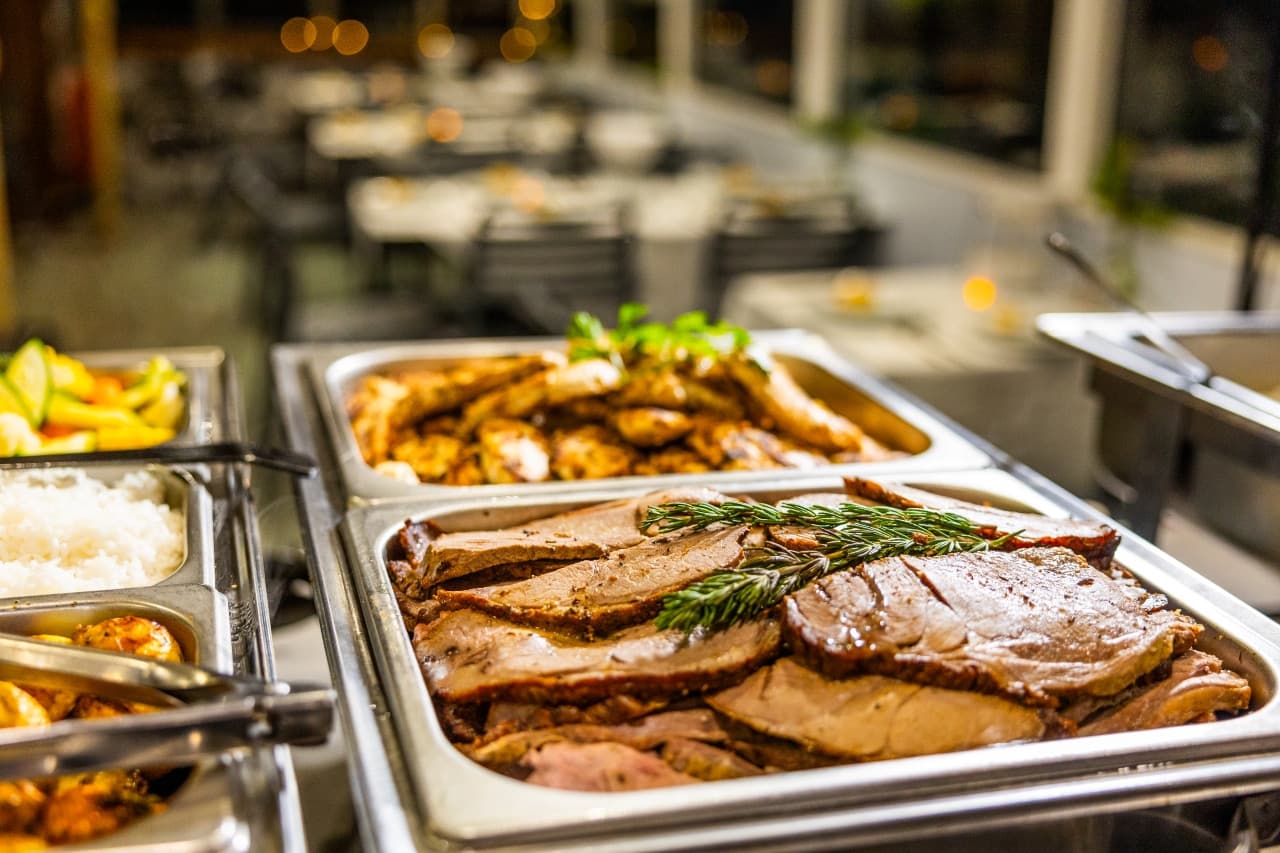 Gold Coast Buffet Dinner Cruise aboard Sea World Cruises - სურათი 7