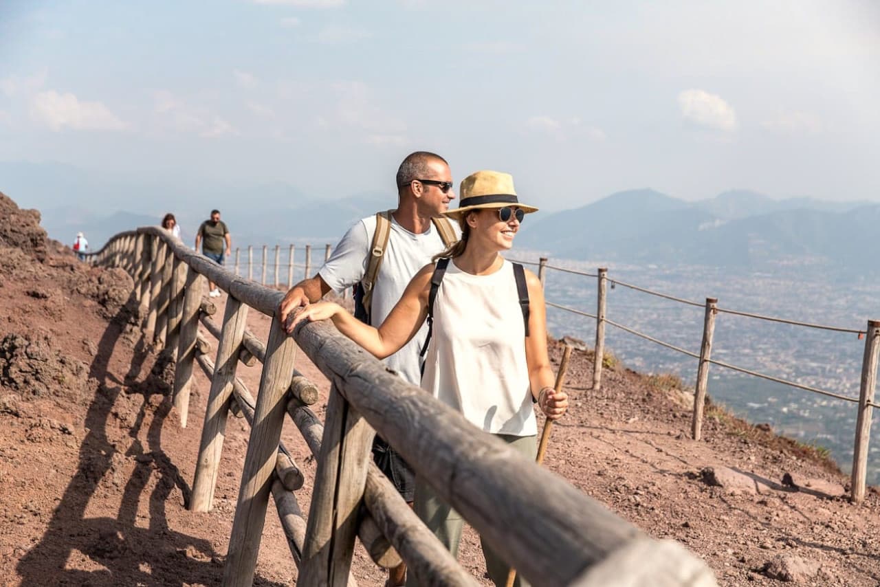 Tour of Pompeii & Mt. Vesuvius with Priority Access from Naples - მთავარი სურათი