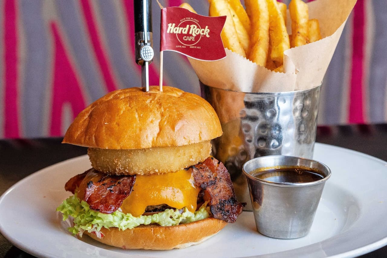 Hard Rock Cafe Yankee Stadium Dining Experience - სურათი 4