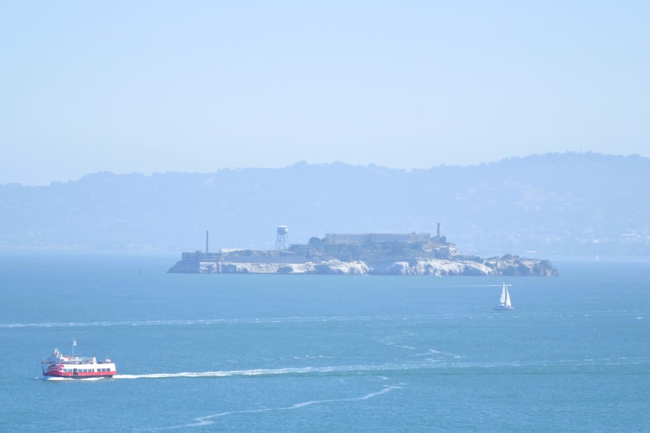 San Francisco Bay 1 Hour Golden Gate Sightseeing Boat Cruise by Red and White Fleet - სურათი 8