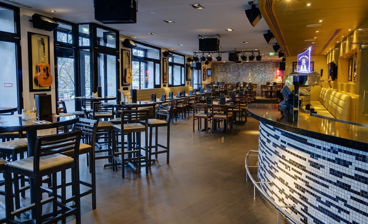 Hard Rock Cafe Berlin Dining Experience - სურათი 4