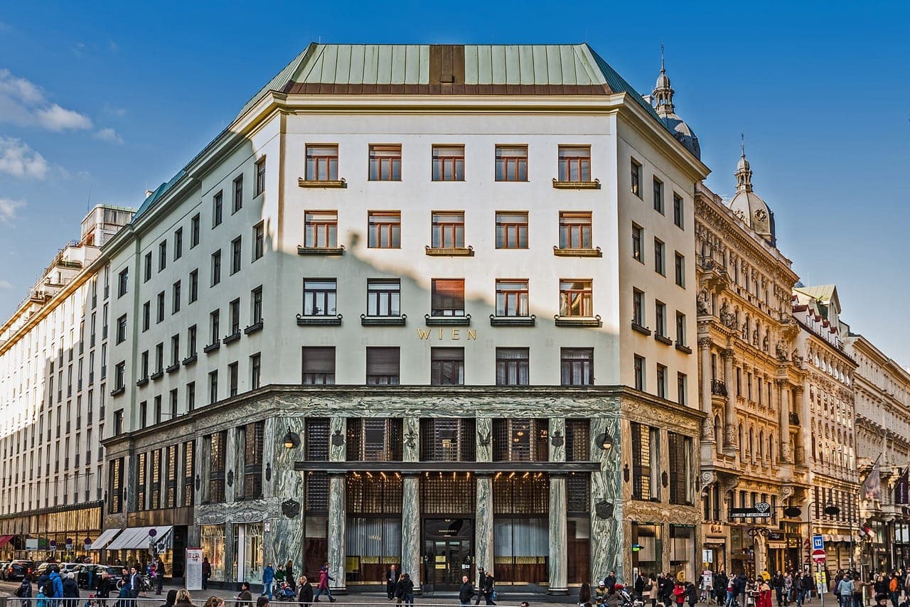 Vienna Old Town, Hofburg Palace Courtyard, and St. Stephen's Cathedral Walking Tour - სურათი 12