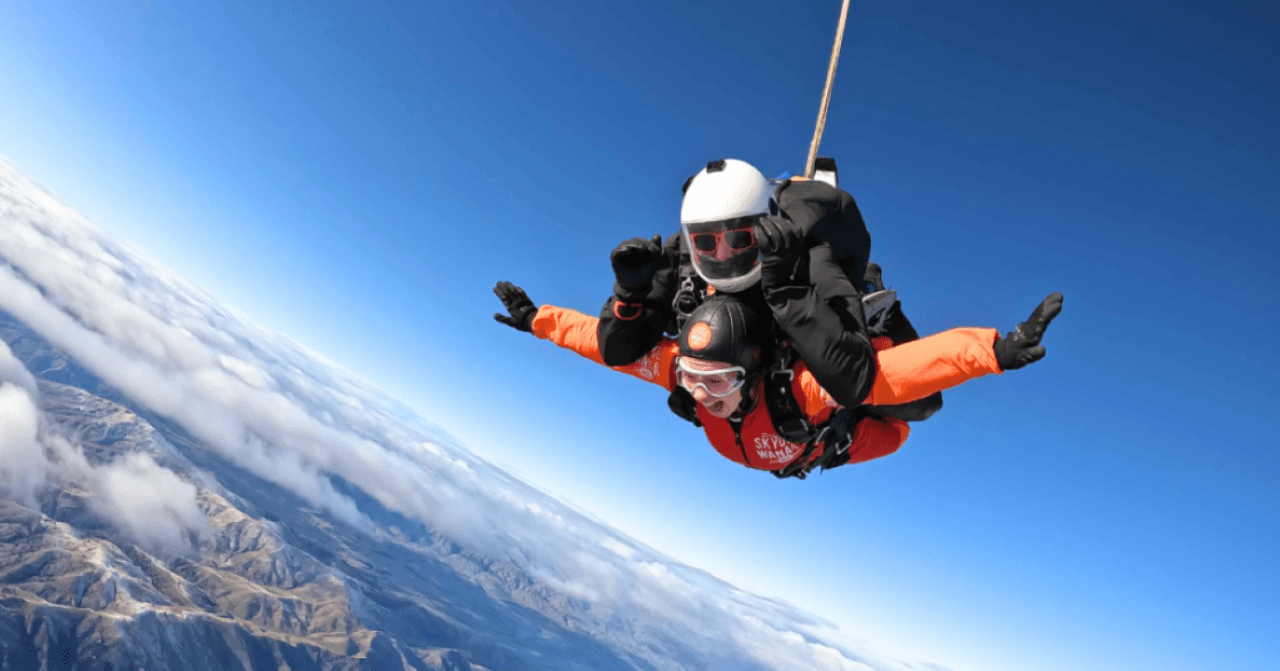 Tandem Skydiving Experience Wanaka - მთავარი სურათი