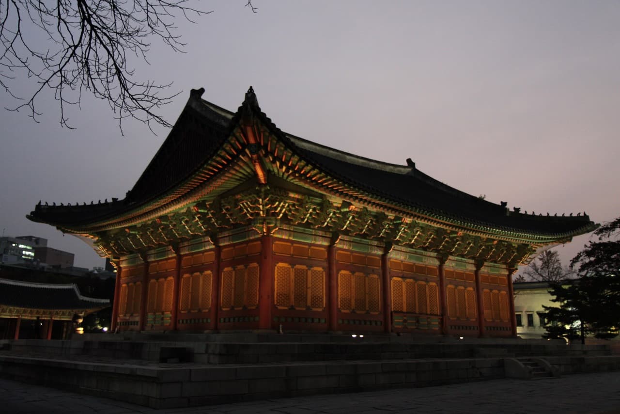 Dongdaemun Hop-on Hop-off Bus Tour by Yellow Balloon City Bus - სურათი 11