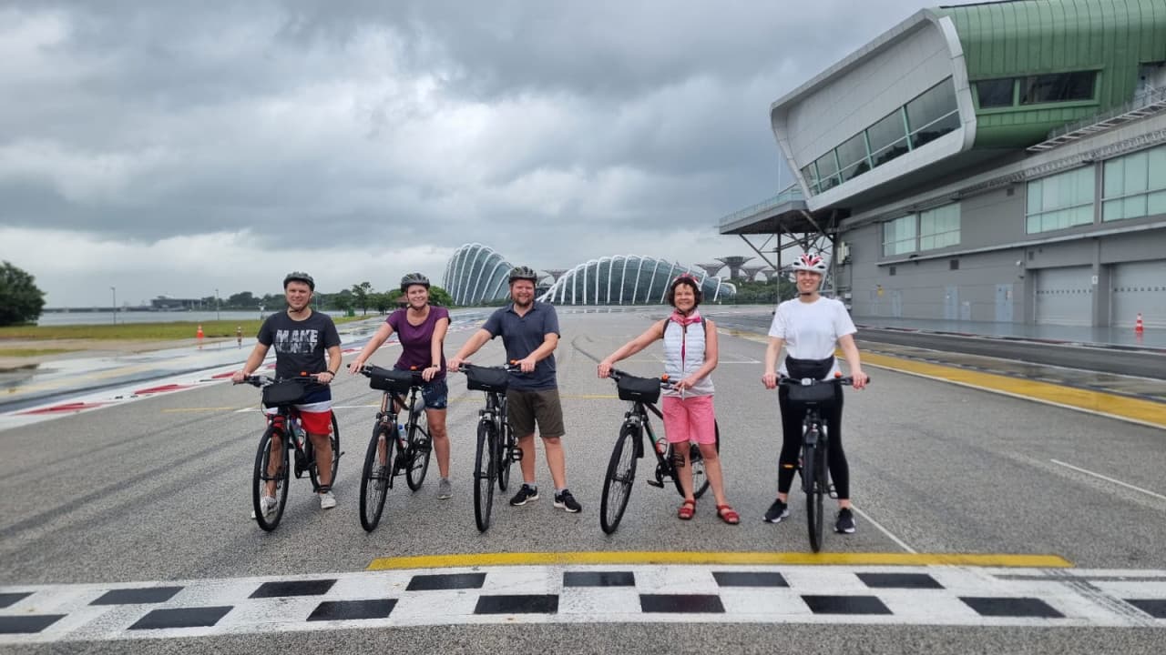 Singapore Historical Cycling Tour - სურათი 6