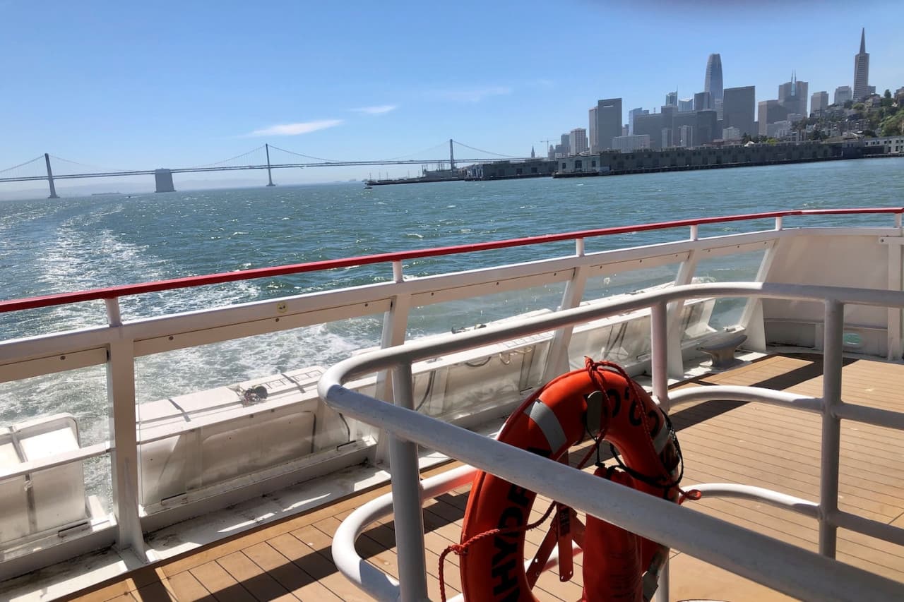 San Francisco Bay 1.5 Hour Bridge to Bridge Sightseeing Boat Cruise by Red and White Fleet - სურათი 15
