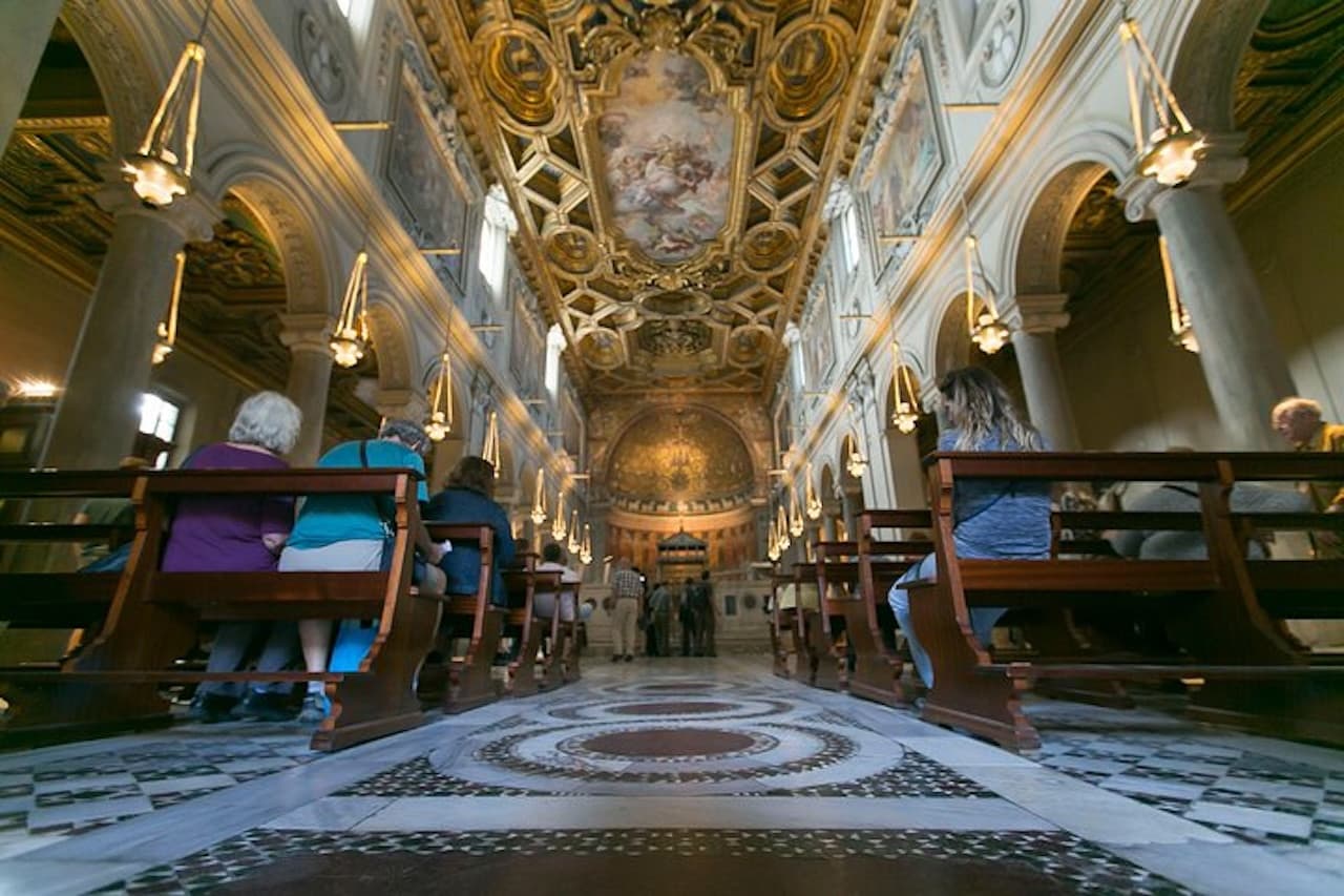 Rome Underground Tour: Capuchin Crypts, Christian Catacombs, Basilica of San Martino ai Monti - სურათი 8